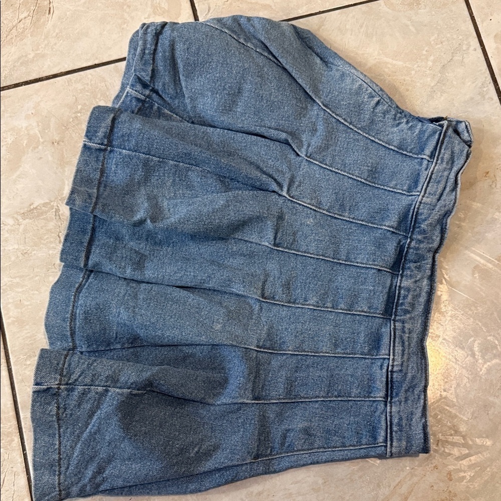 Chic Blue Denim Skater Skirt - Picture 4 of 5